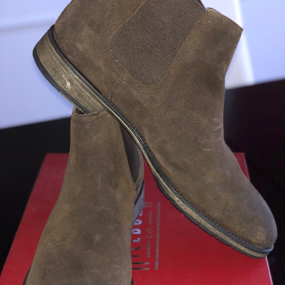 Men’s Suede boots